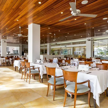 Отель Hipotels Barrosa Garden Чиклана-де-ла-Фронтера