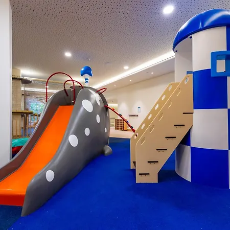 Отель Hipotels Barrosa Garden Чиклана-де-ла-Фронтера